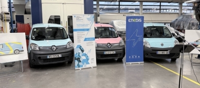 Enedis accompagne la formation des &eacute;l&egrave;ves du lyc&eacute;e &Eacute;tienne Mimard avec un don de 3 v&eacute;hicules &eacute;lectriques