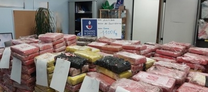Saisie record : les douaniers de Saint-Etienne interceptent plus d&rsquo;une tonne de coca&iuml;ne