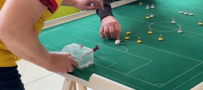 Pichenettes, pr&eacute;cision et passion : Firminy accueille le gratin du "Subbuteo", du football de table