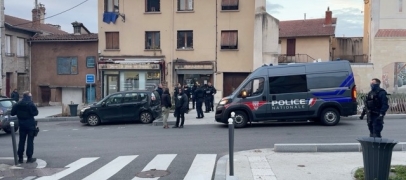 Saint-&Eacute;tienne : il arrache le collier d&rsquo;une femme de 97 ans, l&rsquo;avale et finit en prison