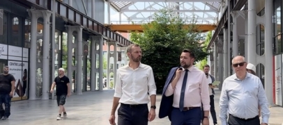 Un repr&eacute;sentant de la Commission europ&eacute;enne en visite &agrave; Novaci&eacute;ries
