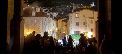F&ecirc;tes Renaissance du Roi de l'Oiseau : la haute-ville du Puy-en-Velay se pare de ses habits du XVIe si&egrave;cle