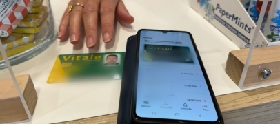 Carte Vitale sur mobile : la CPAM de la Loire sensibilise &agrave; Bonson