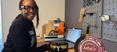 Saint-Bonnet-le-Ch&acirc;teau : Elle re&ccedil;oit un prix pour ses lunettes plus inclusive
